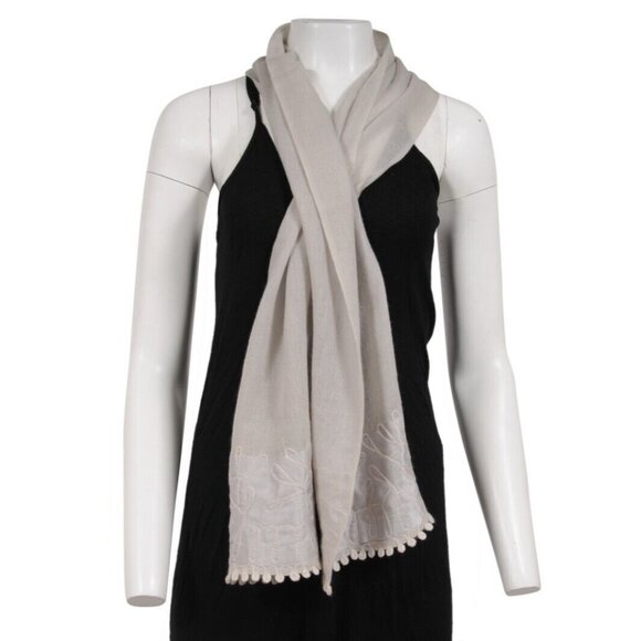 Asta Barrington Barnets NYC Womens Cashmere Scarf Beige Embroidered Fringe - Picture 1 of 7